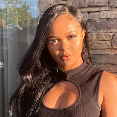 Zahraa🤍 profile