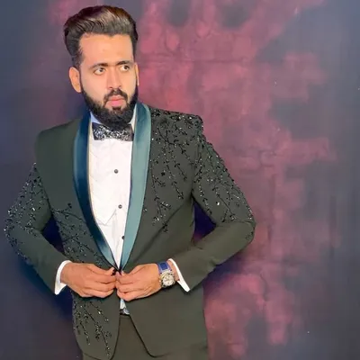 Zaid Khan profile