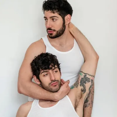 Zakar Twins profile