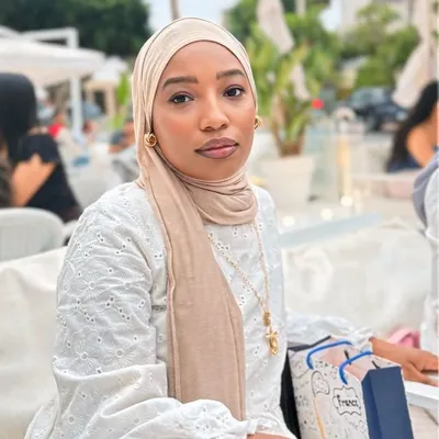 Zakiabeauty profile