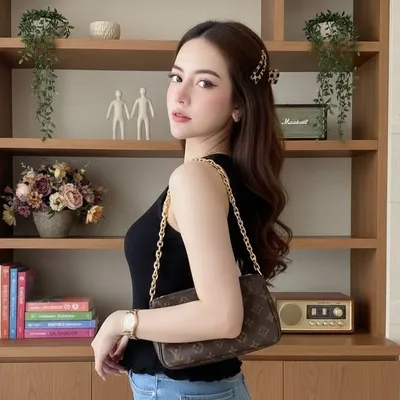Zara Arumi profile