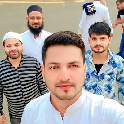 Zeeshan Siddiqui profile