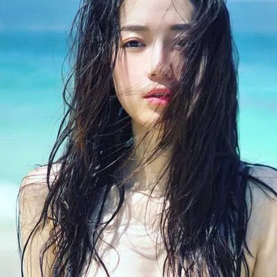 Zelia 鍾浠文 profile