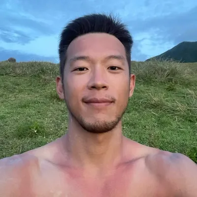 東 profile