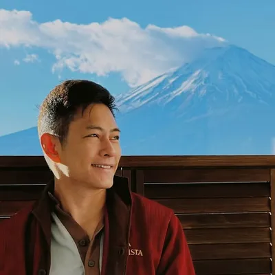 章证翔 Zen Chong profile