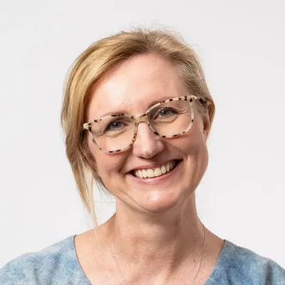 Kate Ward | Zen Stitching® ~ The Art of Mindful Mending profile