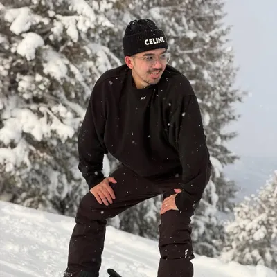 Daniel Zhang profile