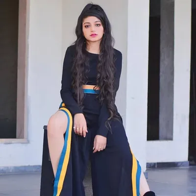 nidhi profile