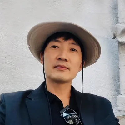 Zin Lim profile