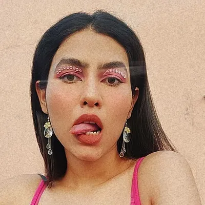 Zinnia Anand profile