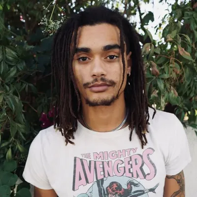Zion Kuwonu profile