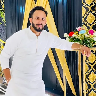 ziyad_qureshi profile