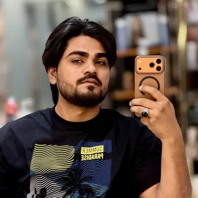زاین خان © profile