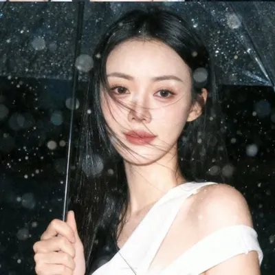 Zoe 佐伊 profile