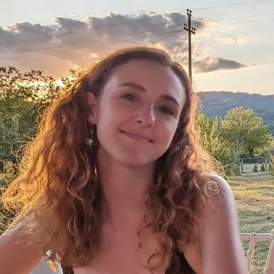 Zoë Crowther profile