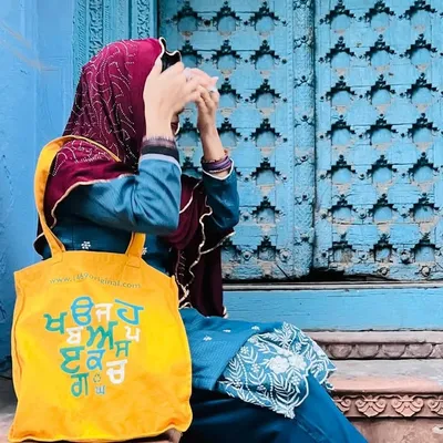 Zoya Khan |📍London & Beyond ✈️ profile