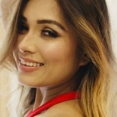 Zoya Rathore profile
