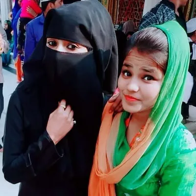 zoya_ayat profile