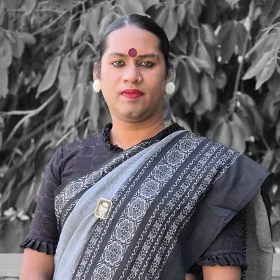 Zoya Lobo profile
