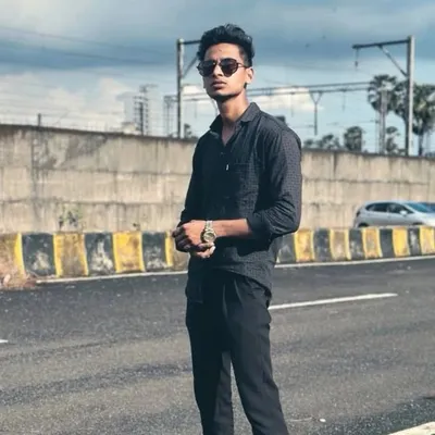 Zubair khan profile