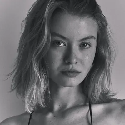 Zuzana Steinerova profile